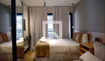 Apartamento à Venda - Paraíso, 1 Quarto,  31 m2