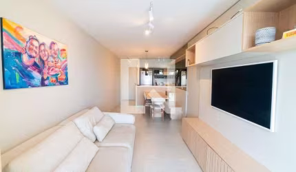 Apartamento à Venda - Saúde, 2 Quartos,  70 m2