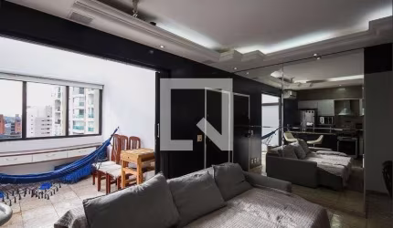 Apartamento à Venda - Panamby, 1 Quarto,  76 m2
