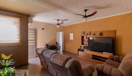 Casa à Venda - Ipiranga, 3 Quartos,  256 m2