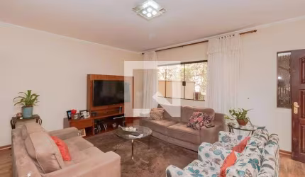 Casa à Venda - Bosque da Saúde, 3 Quartos,  260 m2