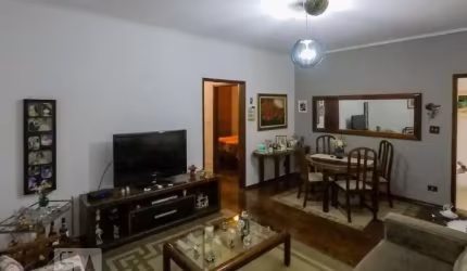 Casa à Venda - Bosque da Saúde, 3 Quartos,  350 m2