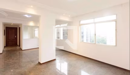 Apartamento à Venda - Vila Nova Conceição, 2 Quartos,  145 m2