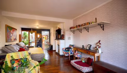 Casa à Venda - Vila Pompéia, 4 Quartos,  320 m2