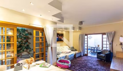 Casa à Venda - Saúde, 4 Quartos,  90 m2