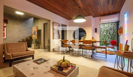 Casa à Venda - Jardim Paulista, 3 Quartos,  160 m2