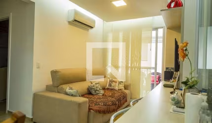 Apartamento à Venda - Saúde, 2 Quartos,  73 m2