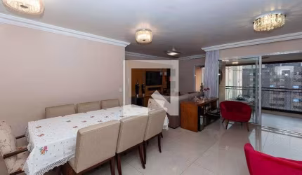 Apartamento à Venda - Vila Pompéia, 3 Quartos,  135 m2