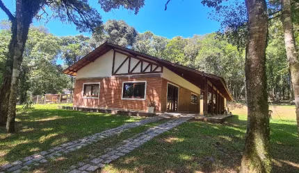 Belíssima Chácara  Medindo 129.526.00 m²