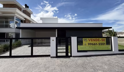 Casa à venda no bairro Pedra Branca em Palhoça/SC