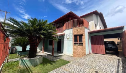 Sobrado à venda em Artur Nogueira, Centro, com 6 quartos, com 325 m²