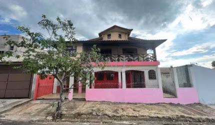 Sobrado à venda em Artur Nogueira, Jardim Bela Vista, com 9 quartos, com 352 m²