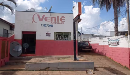 Barracão à venda em Artur Nogueira, Vila Queiroz, com 132 m²