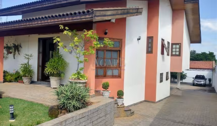 Casa à venda em Cosmópolis, Jardim Bela Vista III, com 3 quartos, com 342.74 m²