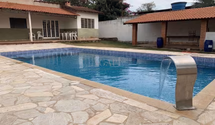 Chácara à venda em Artur Nogueira, null, com 3 quartos, com 1000 m²