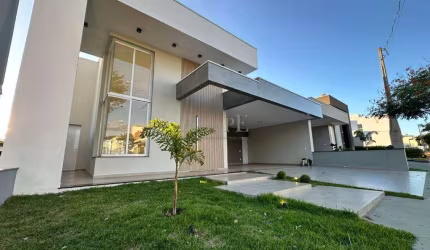Casa à venda em Artur Nogueira, Residencial São Luiz, com 3 suítes, com 232.58 m²