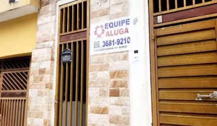 Casa com 2 dormitórios para alugar, 60 m² por R$ 1.350,00/mês - Parque Jandaia - Carapicuíba/SP