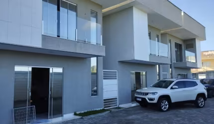 Lindo duplex em Condominio fechado