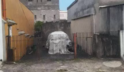 Casa com terreno de 200m2 por R$ 500.000