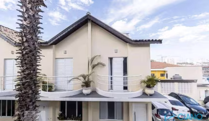 Vila Ema Sobrado em Condomínio Fechado! 77m²  com  2 Suítes e 2 Vagas