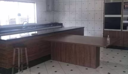 Sobrado com 3 dormitórios à venda, 300 m² por R$ 360.000,00 - São Mateus - São Paulo/SP