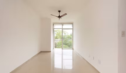 Apartamento na Freguesia 2 quartos, 1 suíte. Rua nobre com infraestrutura de lazer