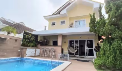 Excelente casa no Recreio