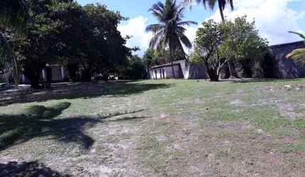 TERRENO DE 5.600M², PRÓXIMO AO ESTÁDIO MUNICIPAL DE LAURO DE FREITAS