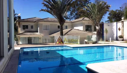 Condomínio Suíça da Cantareira Suntuosa Mansão 3 suítes 7 vagas  à venda, 380 m² por R$ 2.600.000 - Residencial Suíça da Cantareira - Mairiporã/SP