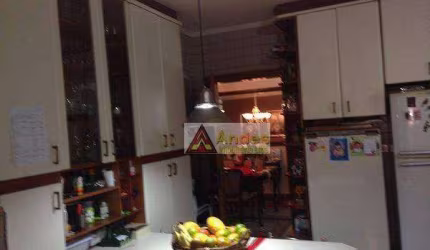 Sobrado com 4 dormitórios à venda, 300 m² por R$ 2.000.000,00 - Tremembé - São Paulo/SP