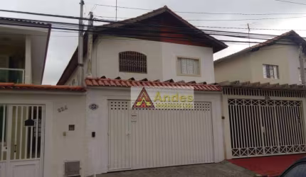 Excelente Sobrado de 125,00 mts² com 3 dormitórios à venda, por R$ 700.000 - Jardim Santa Inês - São Paulo/SP
