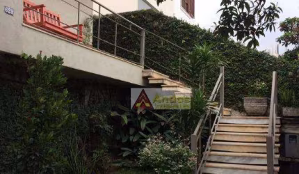 Aproveite a chance de morar numa linda casa no jardim paraíso!