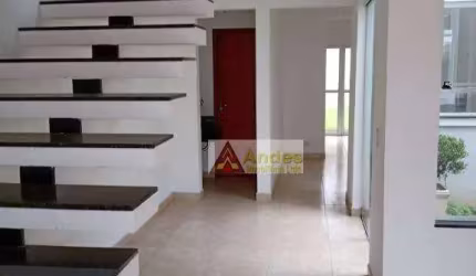 Lindo Sobrado de 125,00 mts²,  com 3 dormitórios à venda, por R$ 660.000 - Tremembé - São Paulo/SP