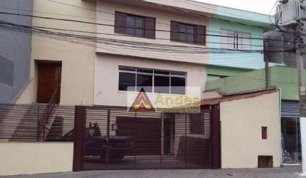 Sobrado com 4 dormitórios para alugar, 410 m² por R$ 8.800,00/mês - Tremembé - São Paulo/SP