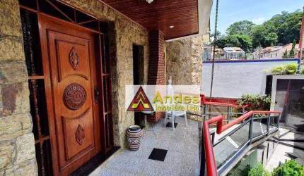 Belíssima Casa com Total Conforto para sua Família!! 5 Suítes Área Gourmet 6 Vagas à venda, 300 m² por R$ 2.680.000 - Horto Florestal - São Paulo/SP
