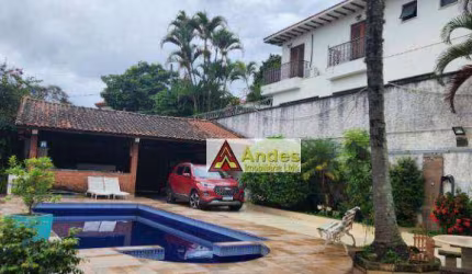 Casa Térrea Reformada 651m² de terreno Espaço Gourmet com Piscina 4 dormitórios 3 suítes 6 vagas á  venda, 326 m² por R$ 1.650.000,00- Tremembé -/SP