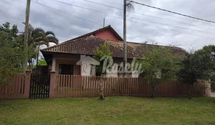 Sobrado com 9 dormitórios à venda,180.92 m , PONTAL DO PARANÁ - PR