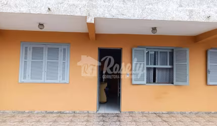 Apartamento térreo lado mar á venda, com 2 dormitórios, Balneário Canoas