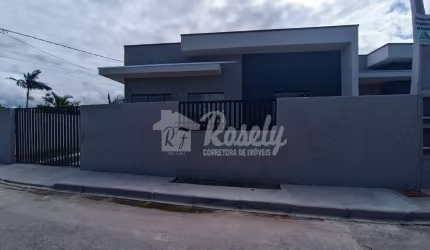 Casa à venda com 02 dormitórios  Balneário Canoas, PONTAL DO PARANA - PR