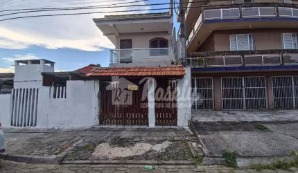 Sobrado para locação mensal com 03 dormitórios, PONTAL DO PARANA - PR