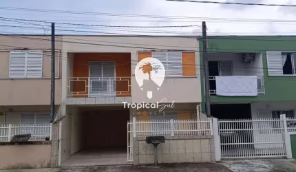 Sobrado à venda, a 450 metros do mar em  Shangri-lá, PONTAL DO PARANA - PR