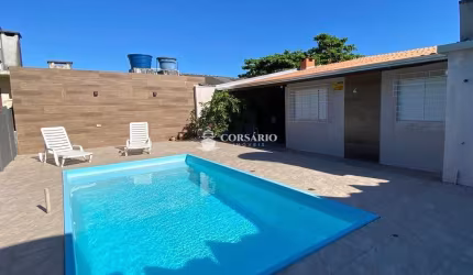 Casa 3 quartos e piscina 50 metros da praia Grajaú