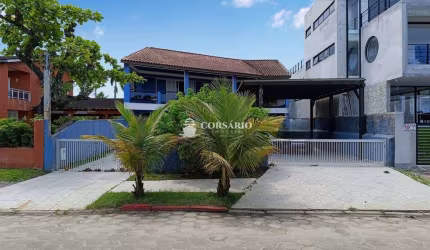 Sobrado beira mar a venda no Atami Norte