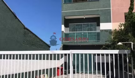 Triplex com 02 suítes vista mar em Matinhos