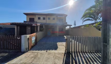 Sobrado a venda em Matinhos (PR)