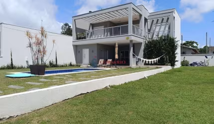 Sobrado com 04 suítes a venda no Atami Norte
