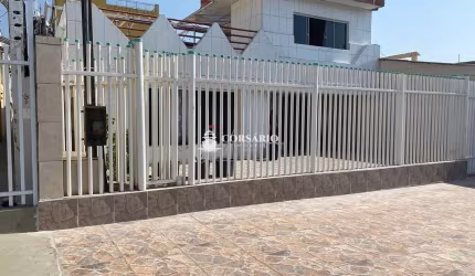 Sobrado á 50m do Morro do Cristo em Guaratuba