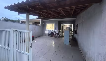 Casa Geminada próxima ao mar Grajáú