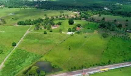 Terreno à venda na zona sul em Eunápolis