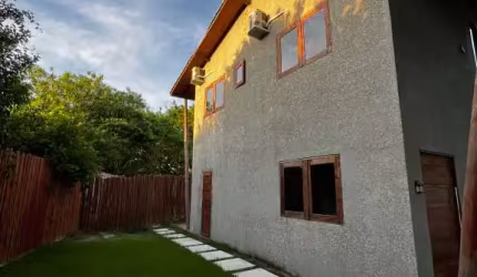 Casa de 2 dormitórios em condomínio / estrada da balsa / aceita fazer sublocação